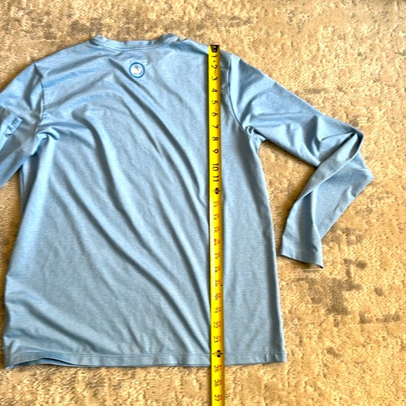 Boy’s Vineyard Vines light blue performance long sleeve T-Shirt. Size XL. - Picture 7 of 8